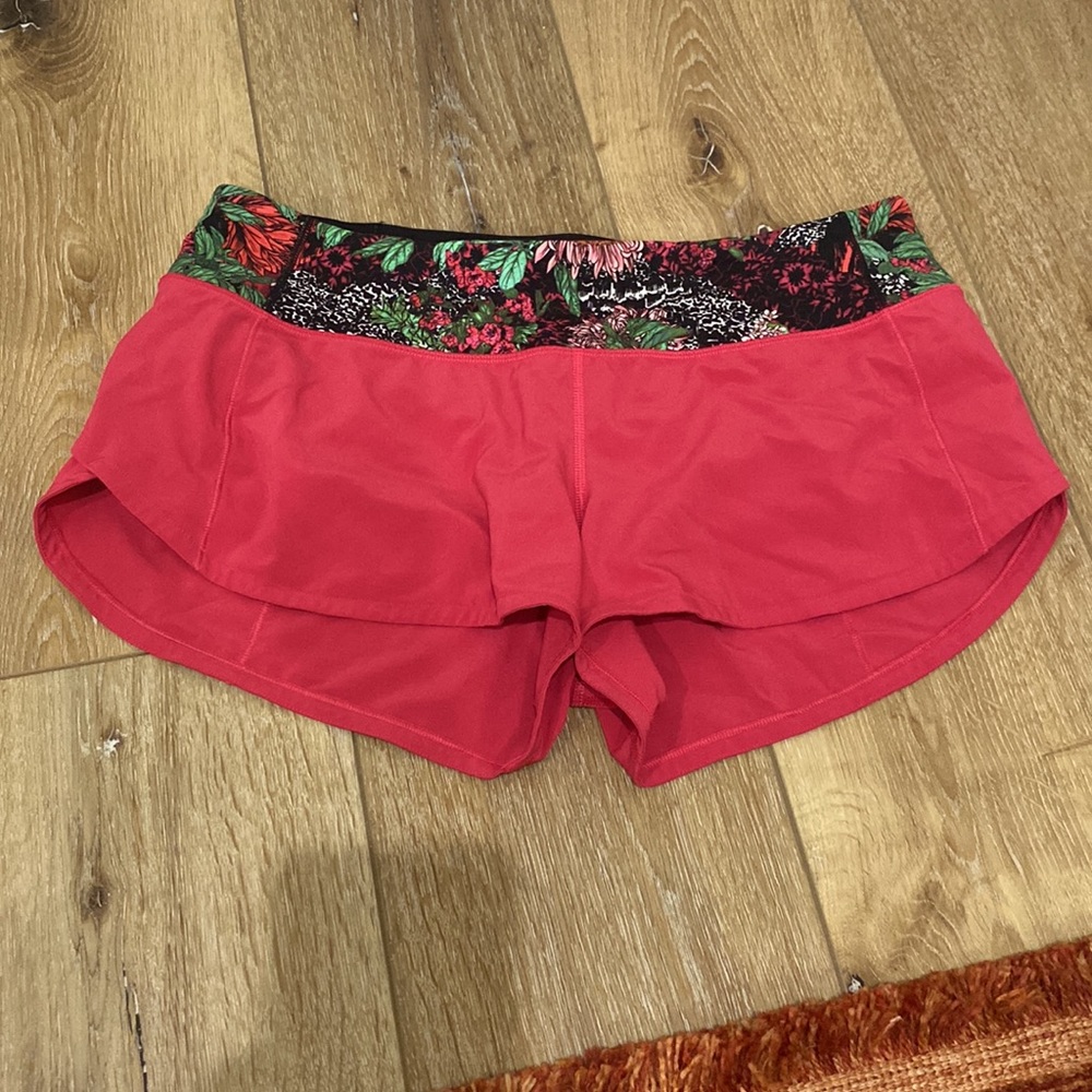 Lululemon speed up 2.5 in low rise size 6